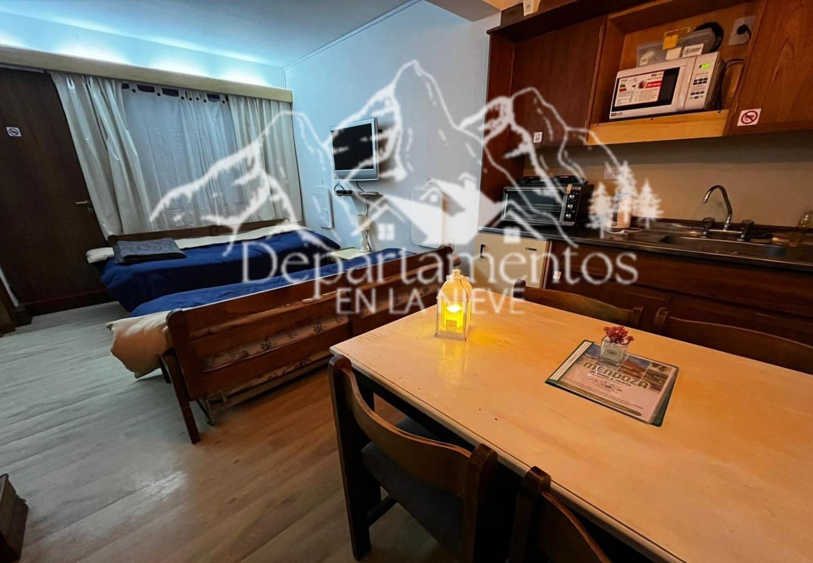 לוס פניטנטס Hermoso Departamento Frente A Las Montanas מראה חיצוני תמונה